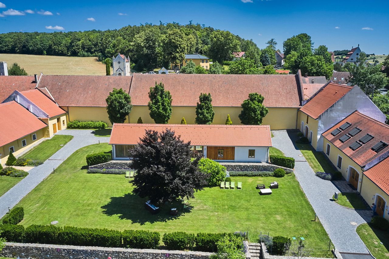 Meierhof von oben mit Langhaus
