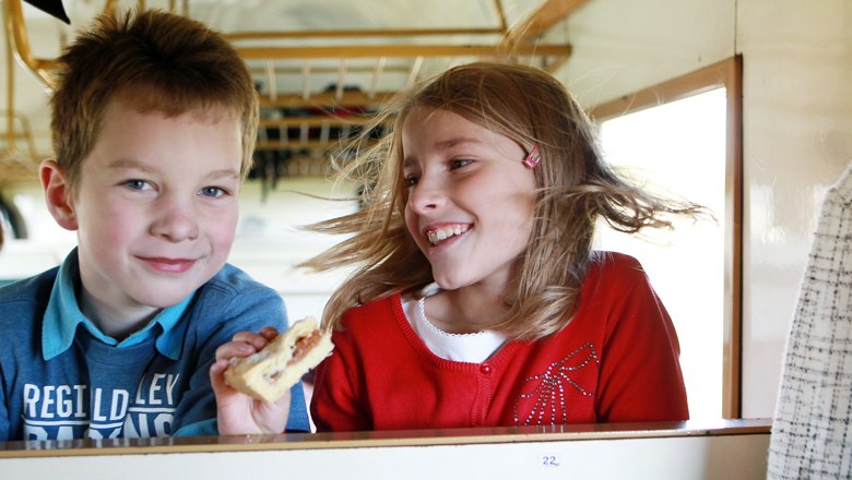 Spaß haben auch die jüngsten Fahrgäste im Reblaus Express., © weinfranz.at